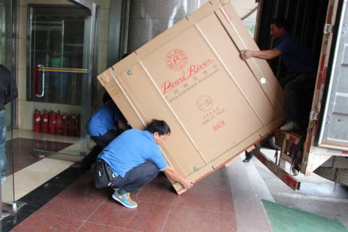 灵台钢琴贵重工艺品无忧运